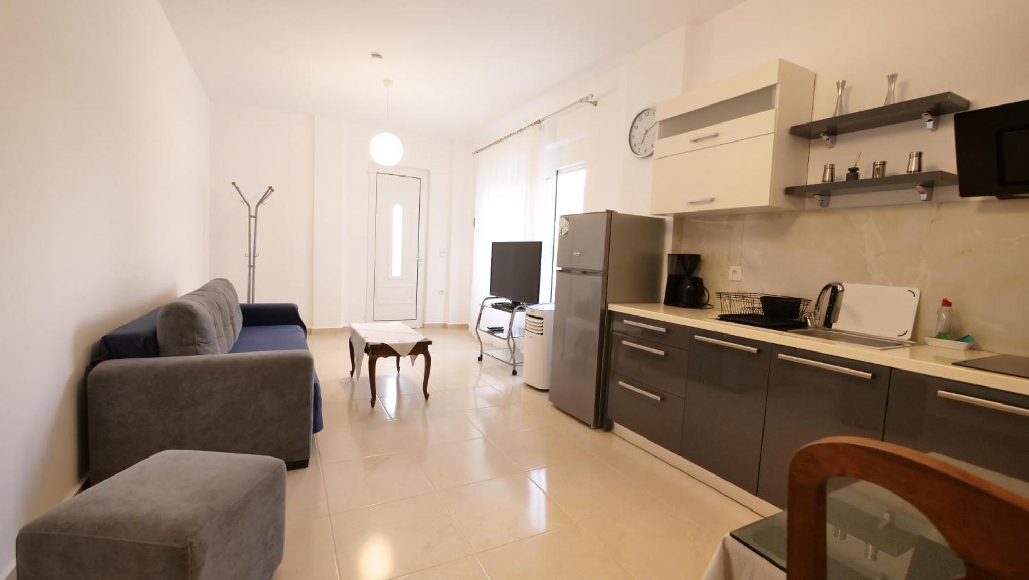Blue Mare Apartments Sarandë Esterno foto