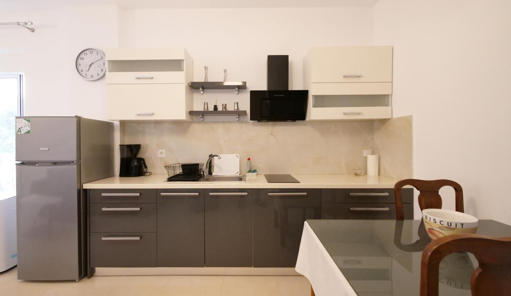 Blue Mare Apartments Sarandë Esterno foto