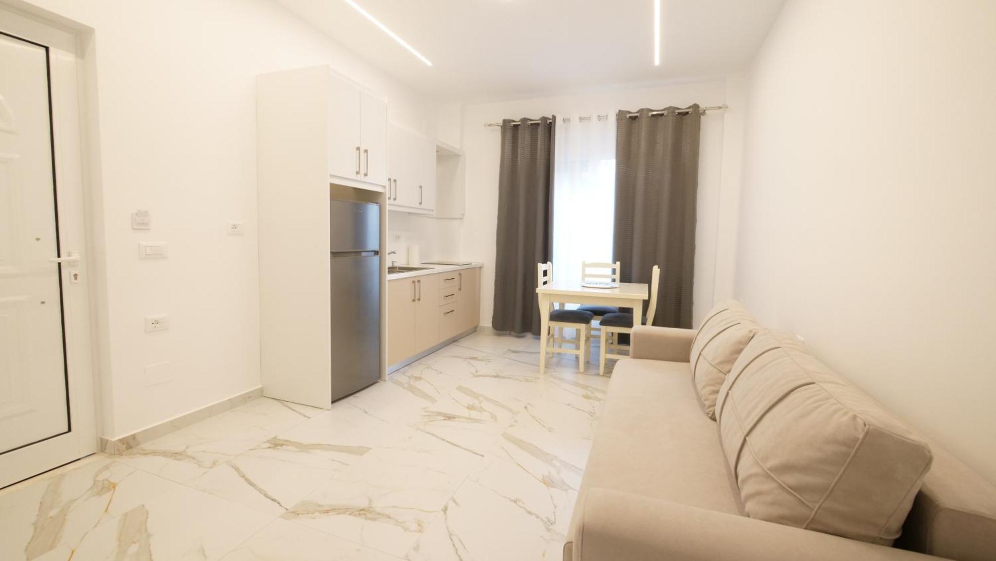 Blue Mare Apartments Sarandë Esterno foto