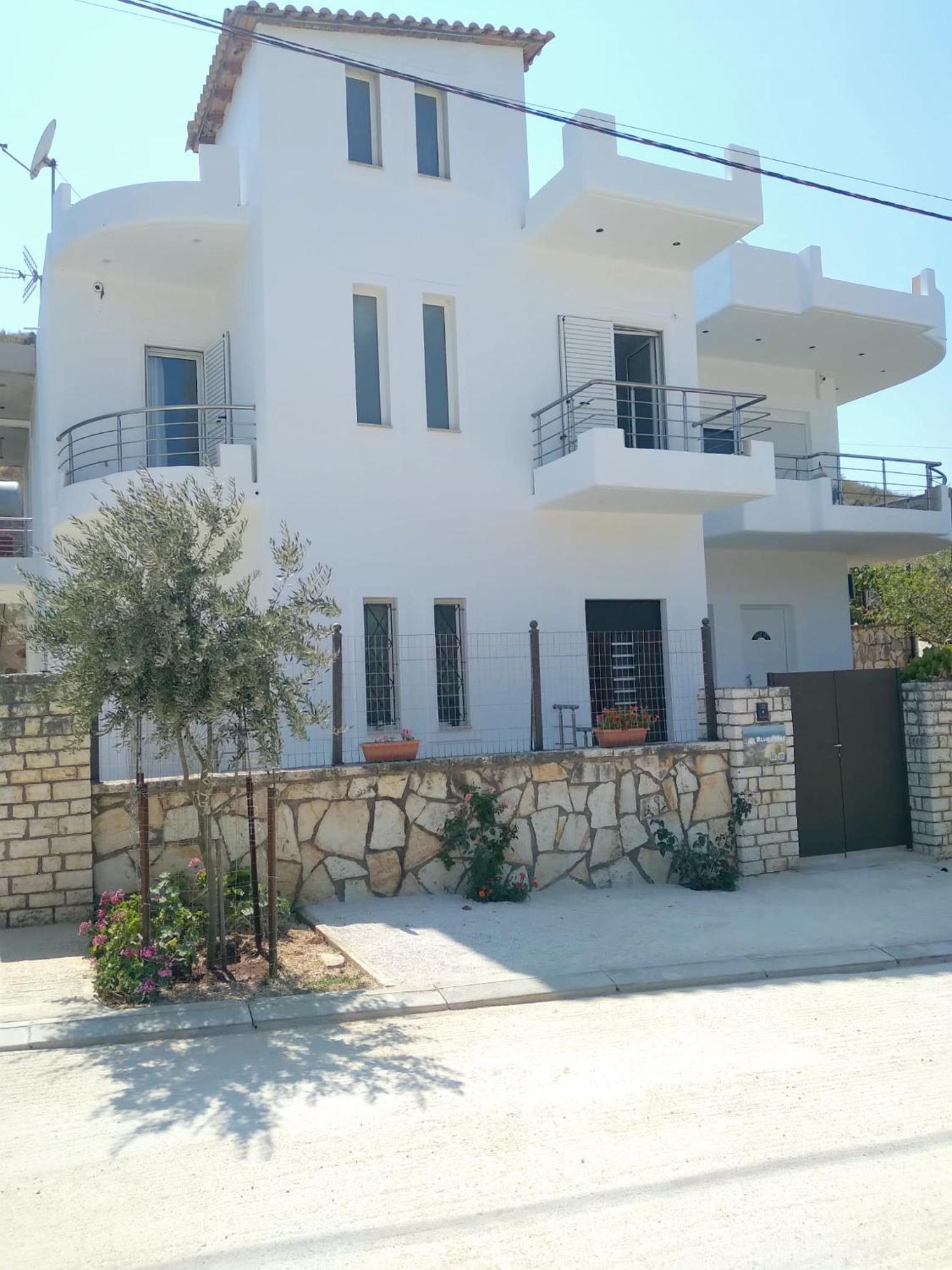 Blue Mare Apartments Sarandë Esterno foto