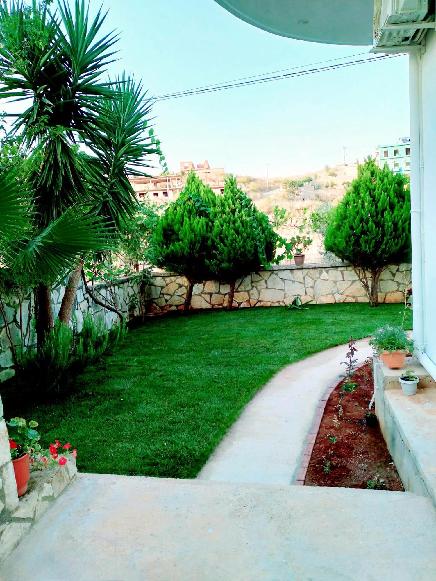 Blue Mare Apartments Sarandë Esterno foto