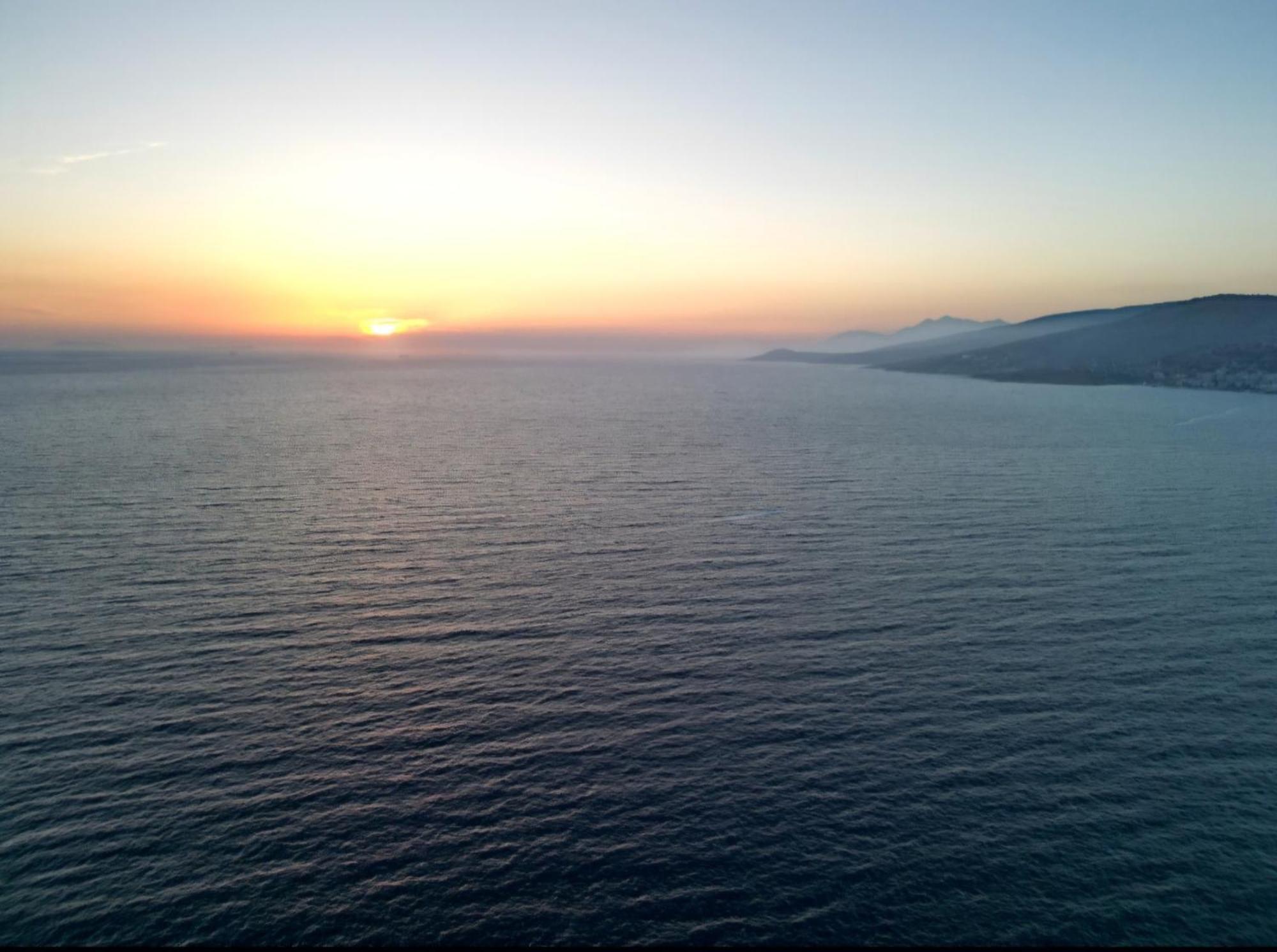 Blue Mare Apartments Sarandë Esterno foto