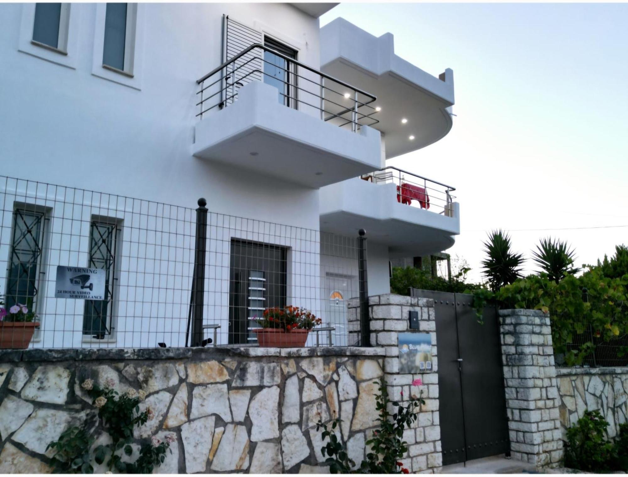 Blue Mare Apartments Sarandë Esterno foto